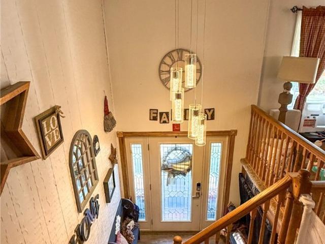 728 Ferne Dr