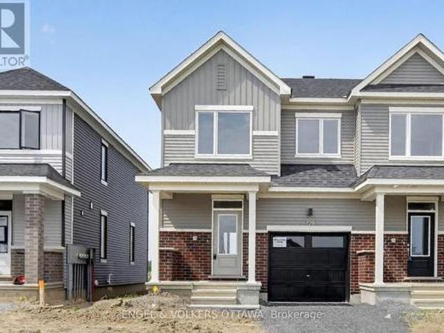 728 Haflinger Row, Ottawa, ON, K0A 2Z0 house for sale | Listing ID X13562 | Royal LePage