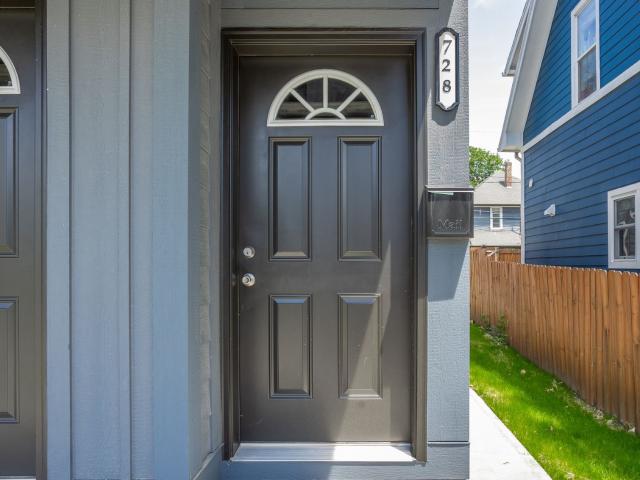 728 Parkway Ave, Indianapolis, US, IN