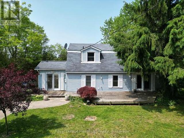 72959 Claudette Drive, Bluewater Hay, ON, N0M 2T0 house for sale | Listing ID X13090 | Royal LePage