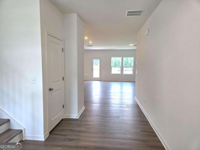 7297 Eton Lane