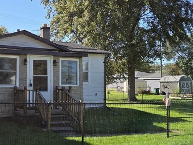 7298 Huron Bay Blvd, Lexington, MI 48450