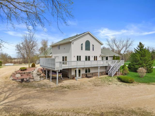 7293 Aurora Rd