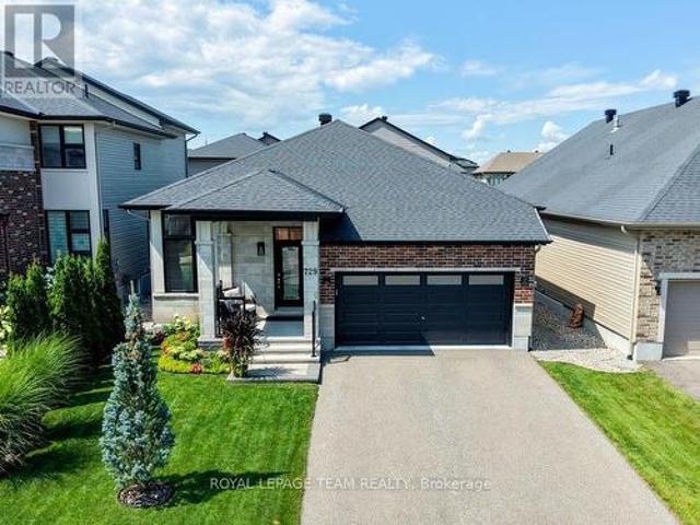 729 Carnelian Crescent, Ottawa, ON, K1X 0A9 house for sale | Listing ID X13748 | Royal LePage