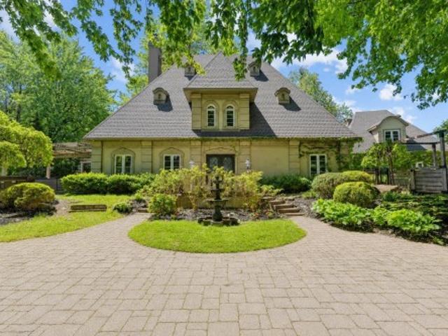 729 Boul. Union, Laval Sainte Dorothée, QC, H7X 1X7 house for sale | Listing ID 9549 | Royal LePage