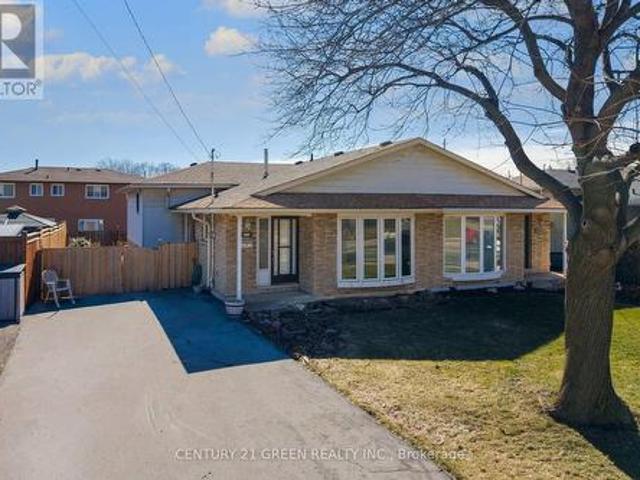 729 West 5Th Street, Hamilton, ON, L9C 3R3 house for sale | Listing ID X13628 | Royal LePage