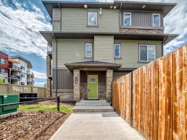 72 1530 Tamarack Bv Nw, Edmonton, AB, T6T 2E6 townhouse for sale | Listing ID E4499 | Royal LePage