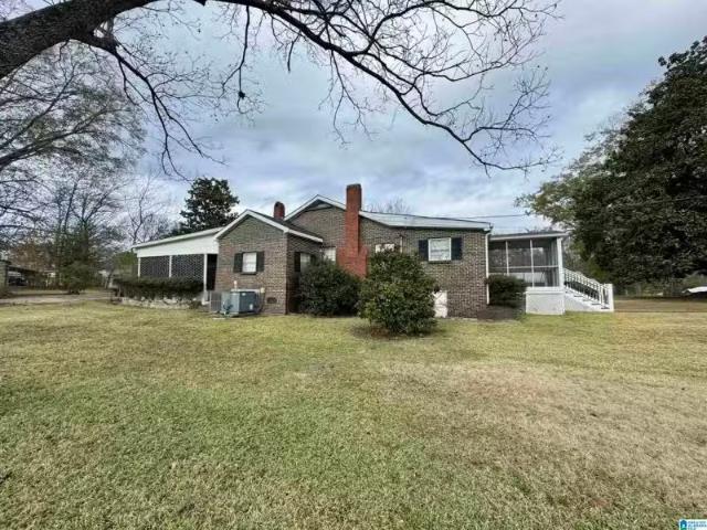 72 2ND ST NW, GRAYSVILLE, AL 35073