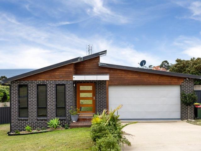 72 The Dress Circle, Tura Beach