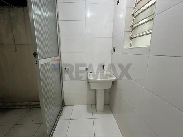 72 Área Útil Apartamento Alugar, 1 Dormitórios localizado em Bom Fim, Santa Maria, Rio Grande do Sul, 97015000 | Brasil