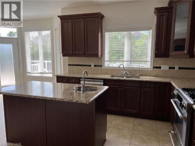 72 BLOSSOMFIELD Crescent, Cambridge, Ontario, N1S0A5