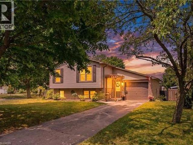 72 Crestlynn Crescent, Simcoe, ON, N3Y 4X3 house for sale | Listing ID 40865 | Royal LePage