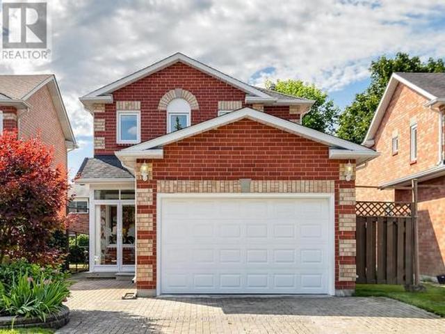72 Dunsmore Crescent, Richmond Hill, ON, L4C 0C5 house for sale | Listing ID N13679 | Royal LePage