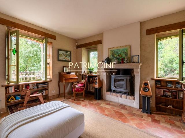 72 Exclusivite Fresnay Sur Sarthe Manoir XIX ème 220 M. 220m² Fresnay sur Sarthe