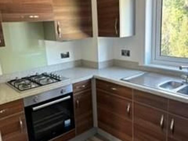 72 Gardyne Place, Dundee DD4, 1 bed flat to rent, £690 pcm | PrimeLocation
