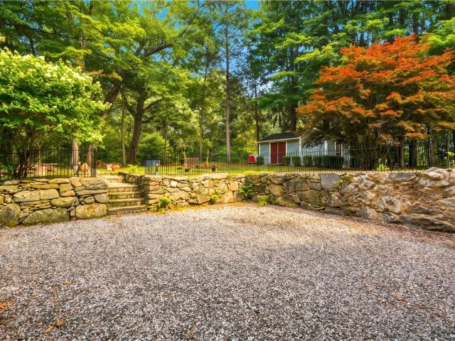 72 Hartford Pike