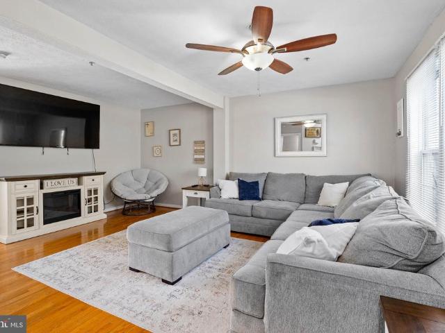 72 Hickory Lane