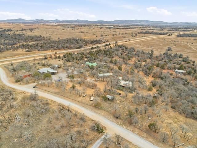 72 Hidden Oaks Drive