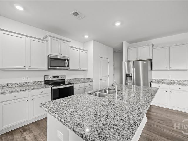 72 Knotty Court