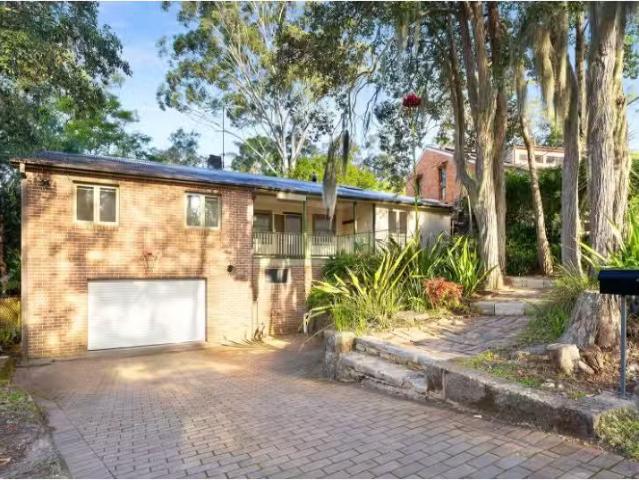 72 Laurence Street, Pennant Hills House for rent Listed by Pr.
