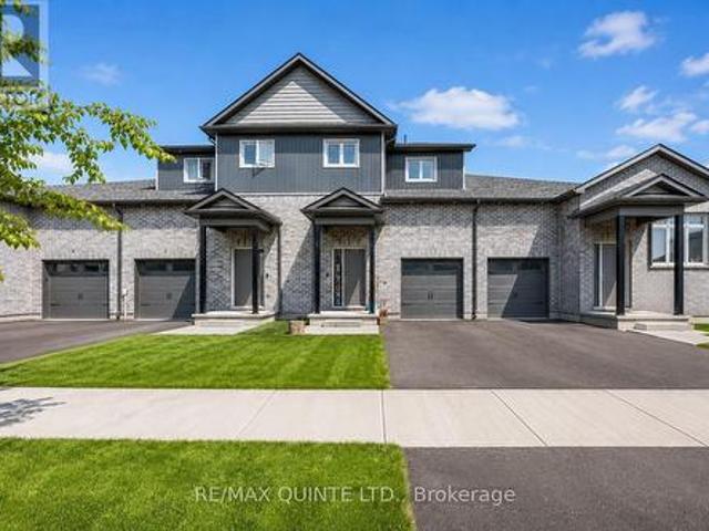 72 Markland Avenue, Prince Edward County Picton, ON, K0K 2T0 house for sale | Listing ID X13138 | Royal LePage
