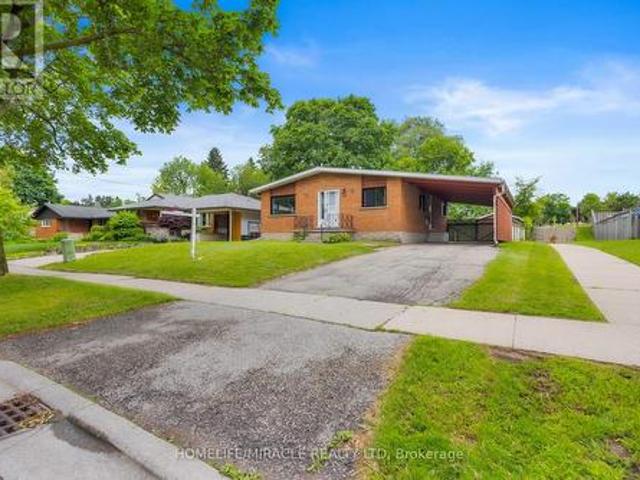 72 Massey Avenue, Kitchener, ON, N2C 1M3 house for sale | Listing ID X13625 | Royal LePage