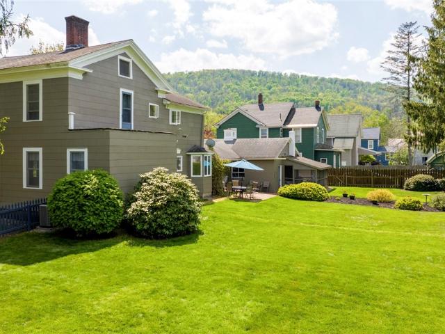 72 Pleasant Street
