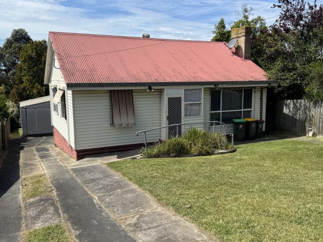 72 Robertson Street Morwell
