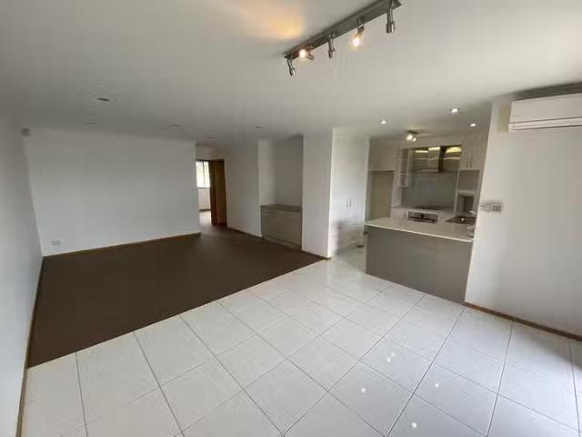 7/2 Rogers Crescent, Caboolture, QLD 4510