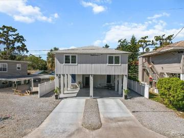 7305 Tropical Drive, Weeki Wachee, US, FL