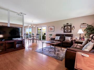 Condo for sale in Palm Desert - Swimming pool