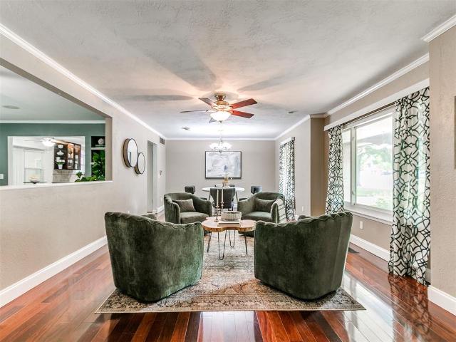 7309 N Hammond Avenue