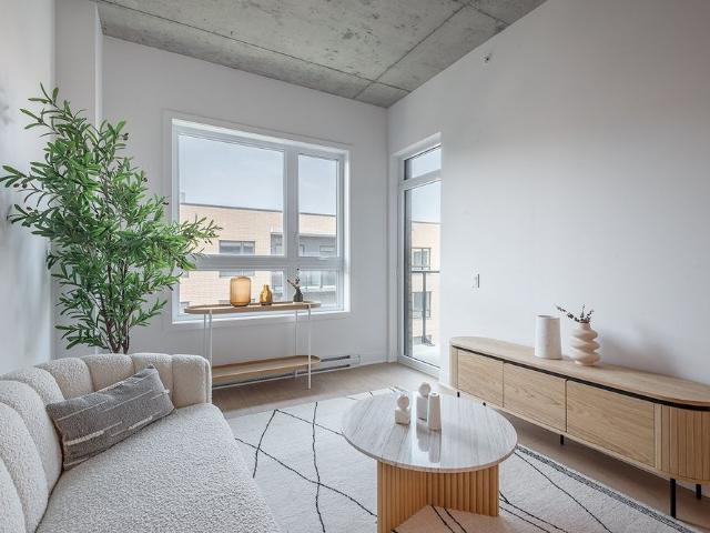 7300, Rue St Jacques, 414, Montréal
