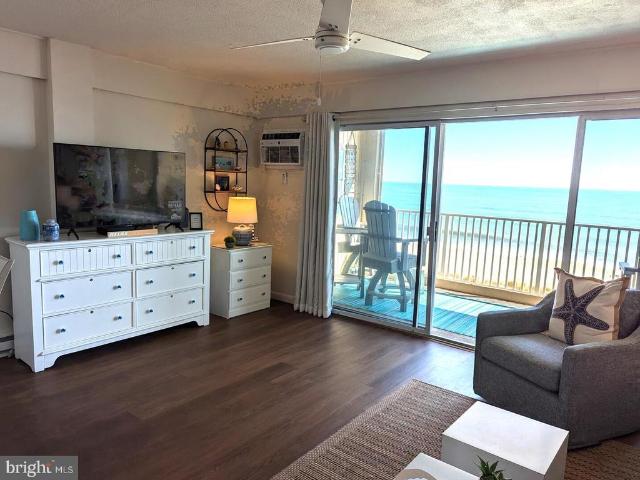 7301 Atlantic Avenue # 5D