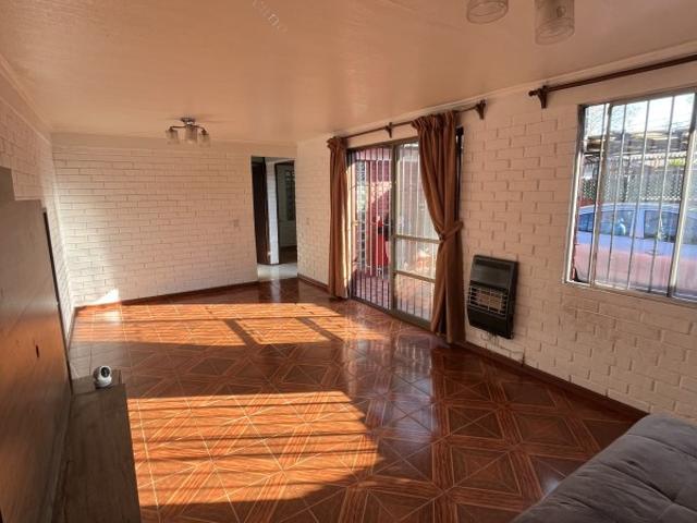 $ 730.000 Casa en Arriendo en Maipú 4 dormitorios 2 baños / Gestión y Propiedad