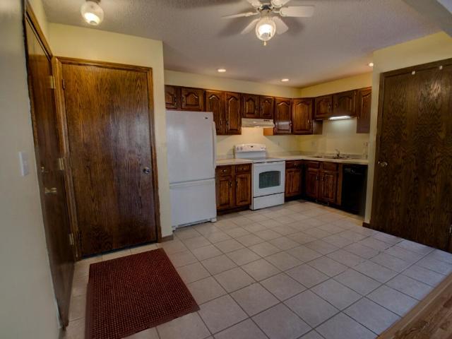 730 10th N Ave