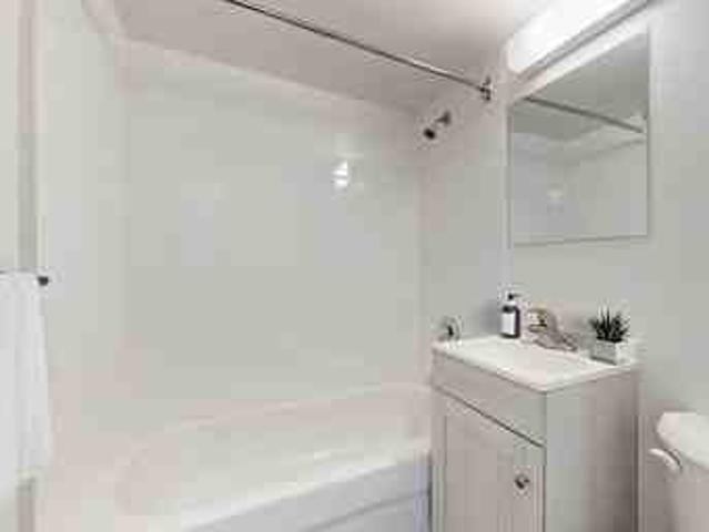 730 Dovercourt Road, 323 & 357 Rusholme Road 2 Bedroom Apartment for Rent at 730 Dovercourt Rd, Toronto, ON M6H 2W9 Dufferin Grove