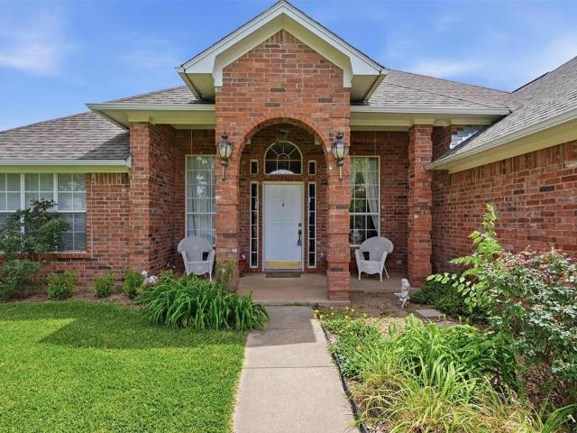 730 Kiowa Drive W