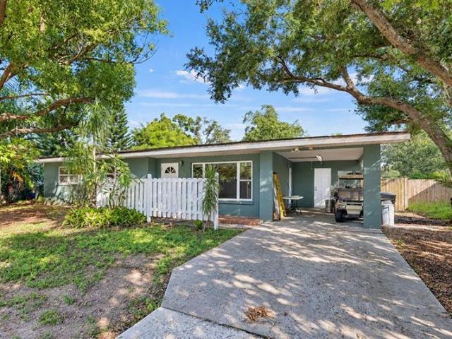730 San Christopher Dr, Dunedin, FL 34698