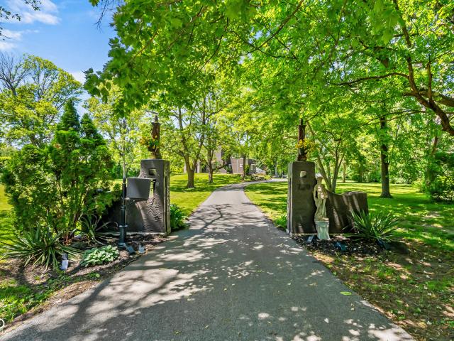 730 W 6th Street