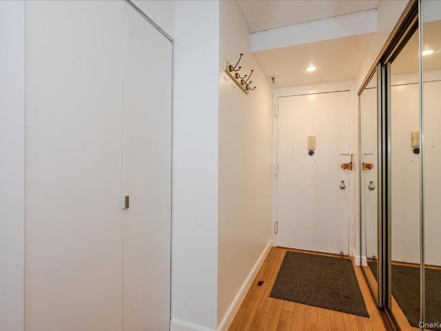 730 W Broadway, Unit 2J, Long Beach, NY 11561 | MLS #939060