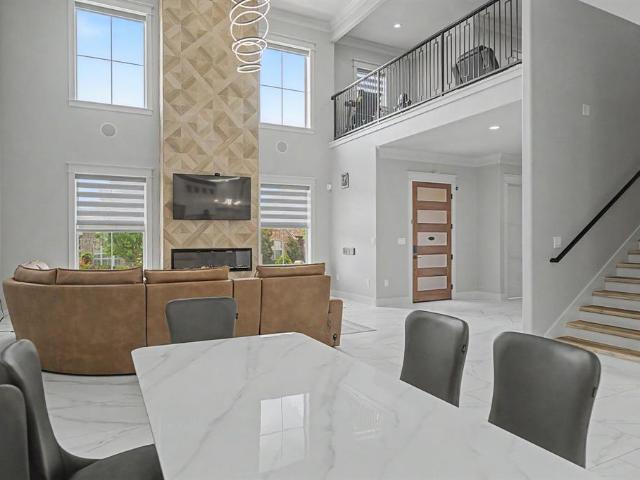 7317 Lake Pointe Cove