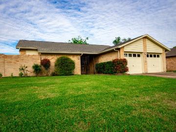 7310 Westbranch Dr, Houston, TX 77072 | MLS #84038