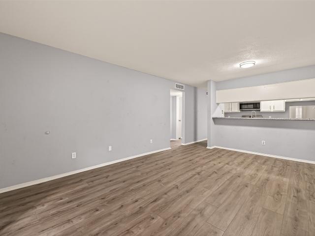7313 Gulf Fwy, Unit 904, Houston, TX 77017 | MLS #65264