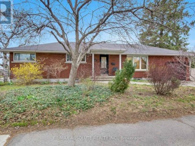 731 Dovercourt Avenue, Ottawa, ON, K2A 0W9 house for sale | Listing ID X13731 | Royal LePage
