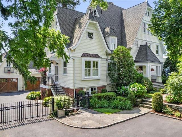 731 Forest Avenue