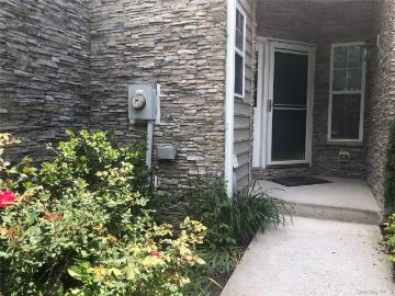 731 Huntington Drive