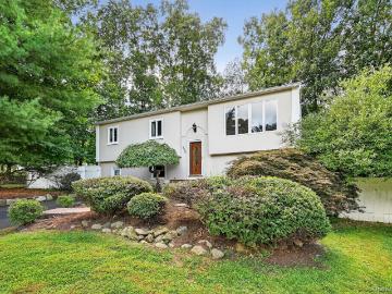 731 Manette Lane