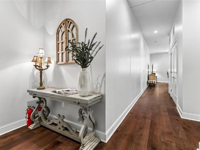 731 St Charles Avenue # 409