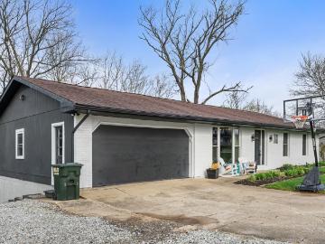 731 Rocky Creek East